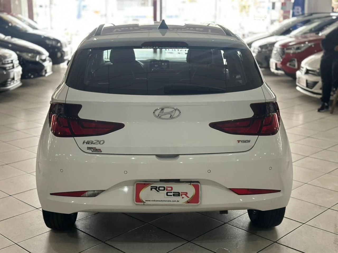 HYUNDAI HB20