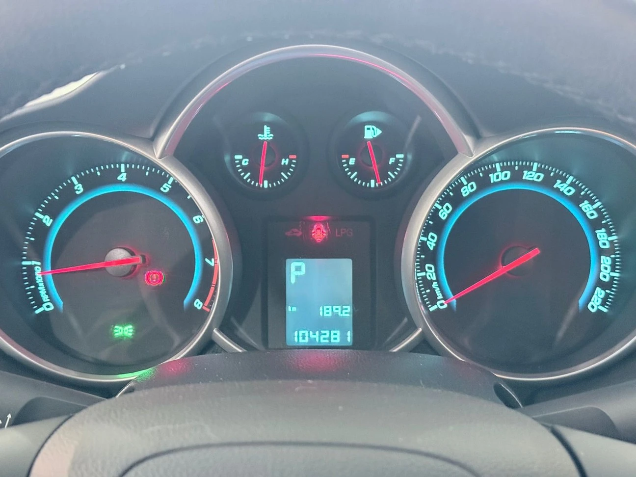 CHEVROLET CRUZE