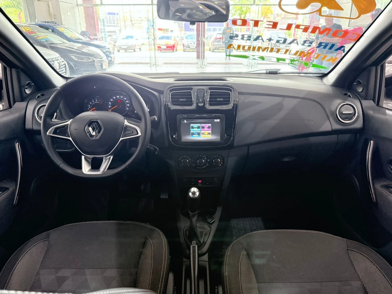 RENAULT LOGAN