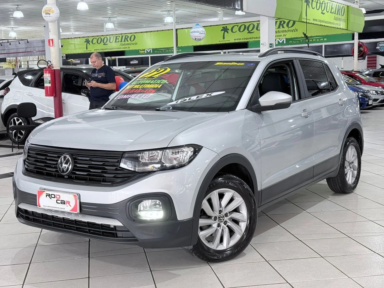 VOLKSWAGEN T-CROSS