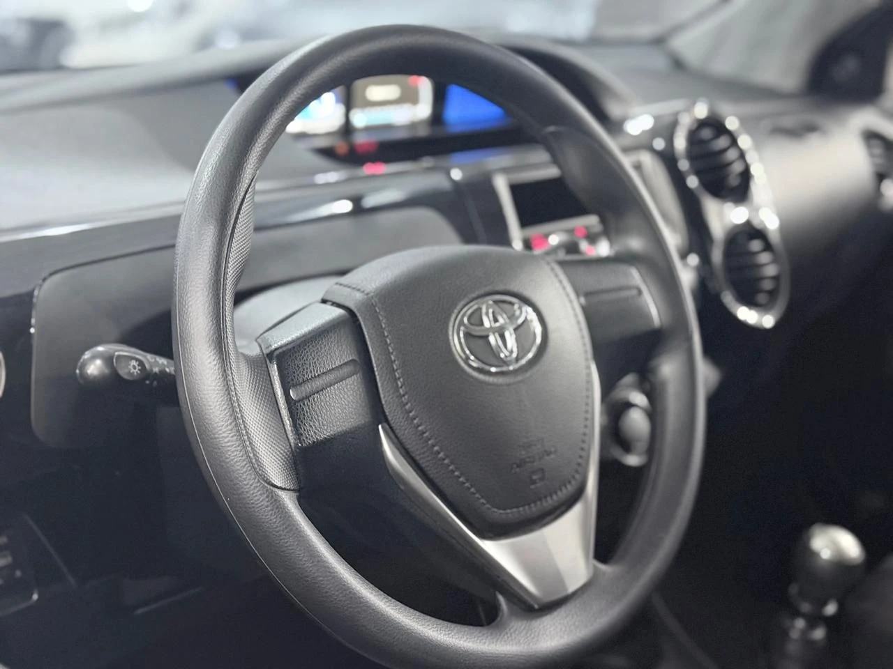 TOYOTA ETIOS