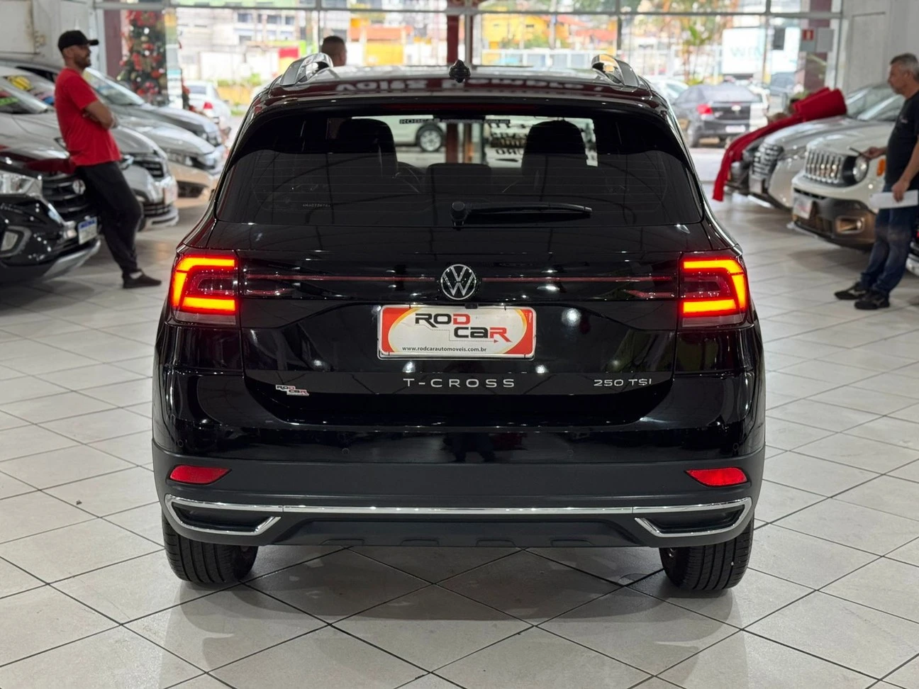 VOLKSWAGEN T-CROSS