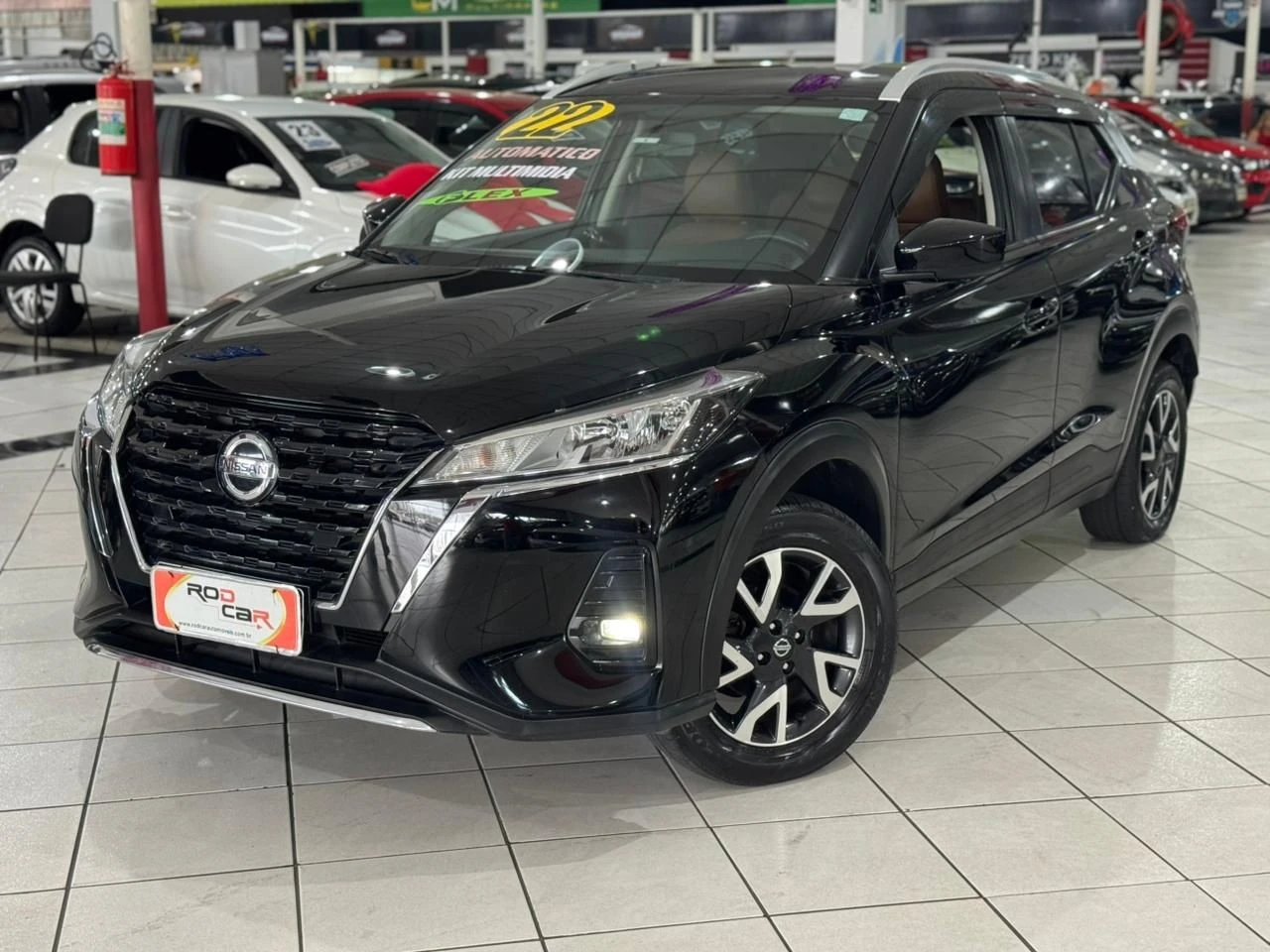 NISSAN KICKS