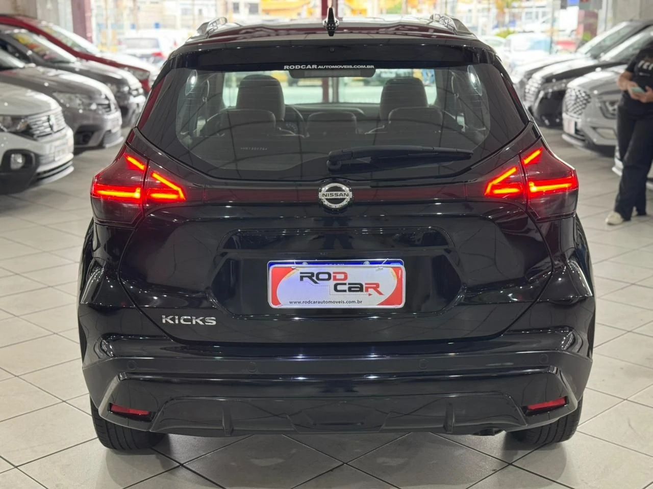 NISSAN KICKS