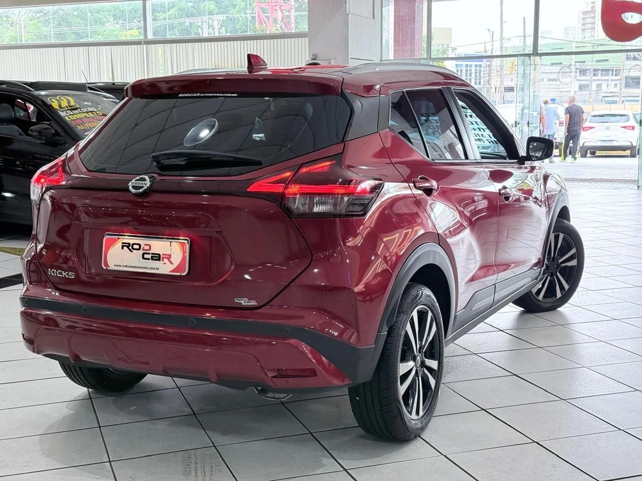 NISSAN KICKS