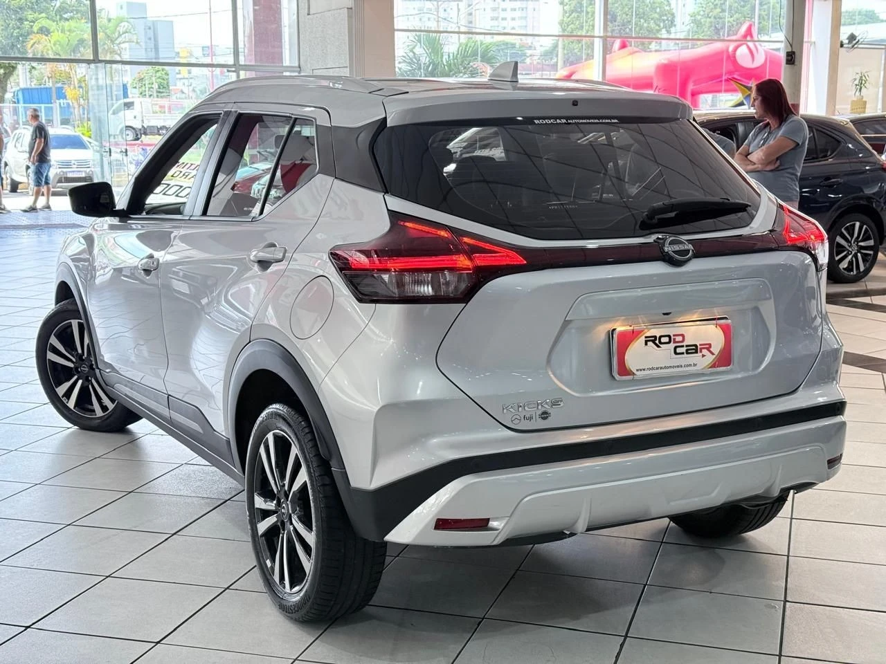 NISSAN KICKS