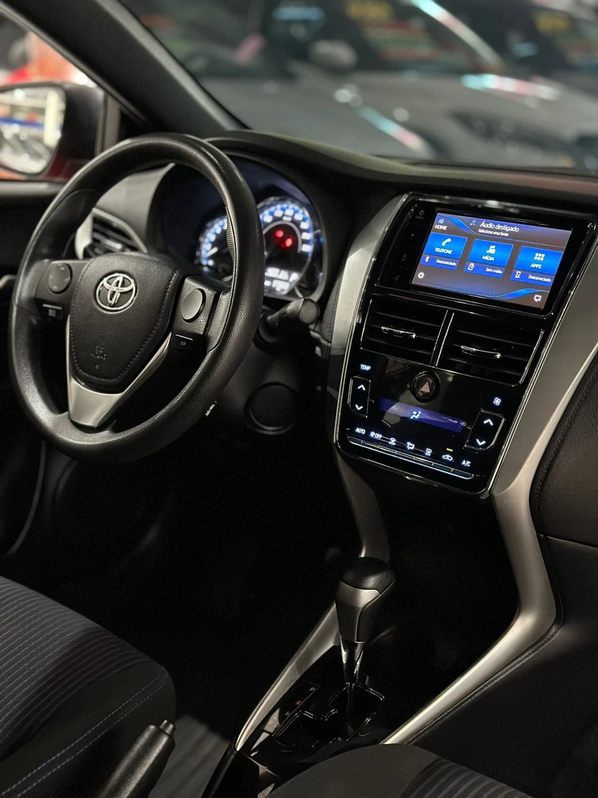 TOYOTA YARIS