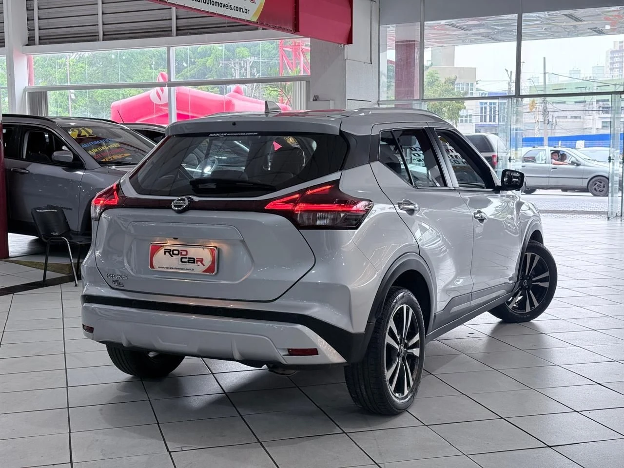 NISSAN KICKS