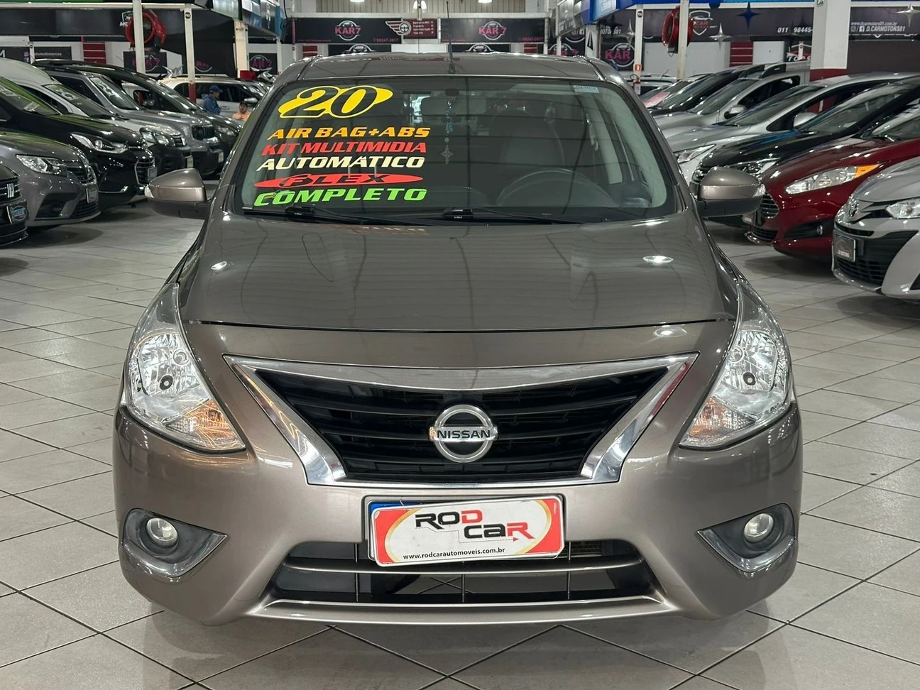 NISSAN VERSA