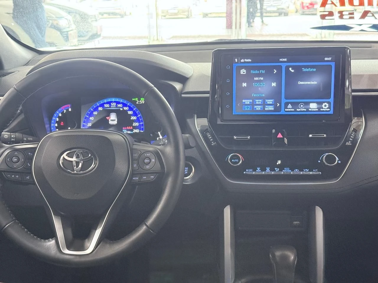 TOYOTA COROLLA CROSS