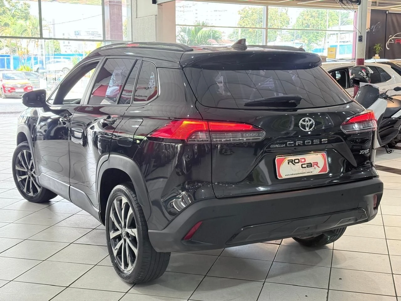 TOYOTA COROLLA CROSS