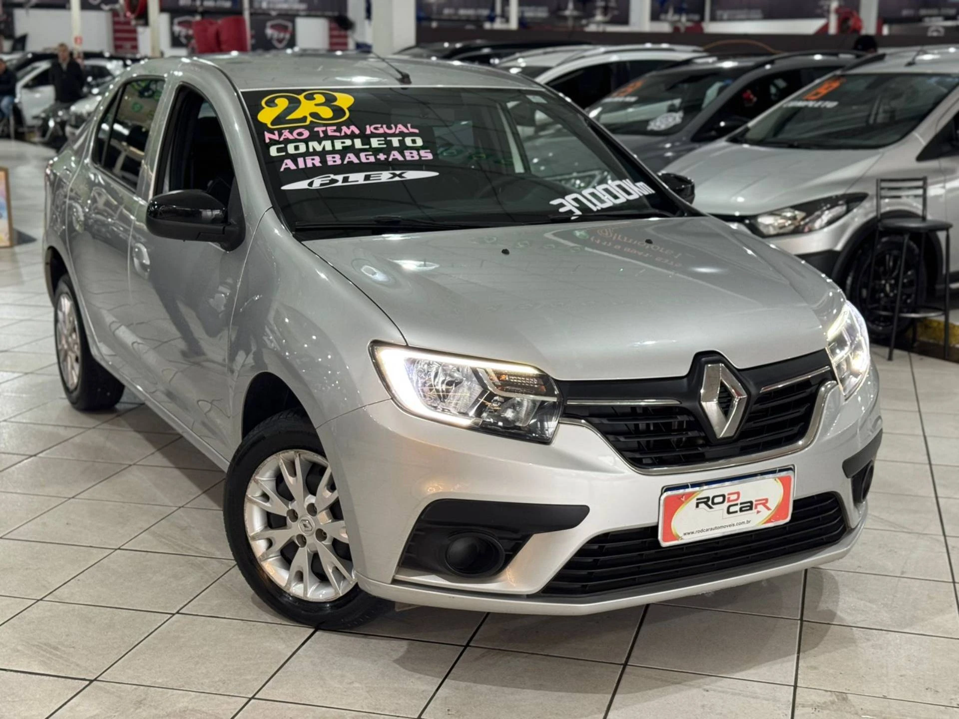 RENAULT LOGAN