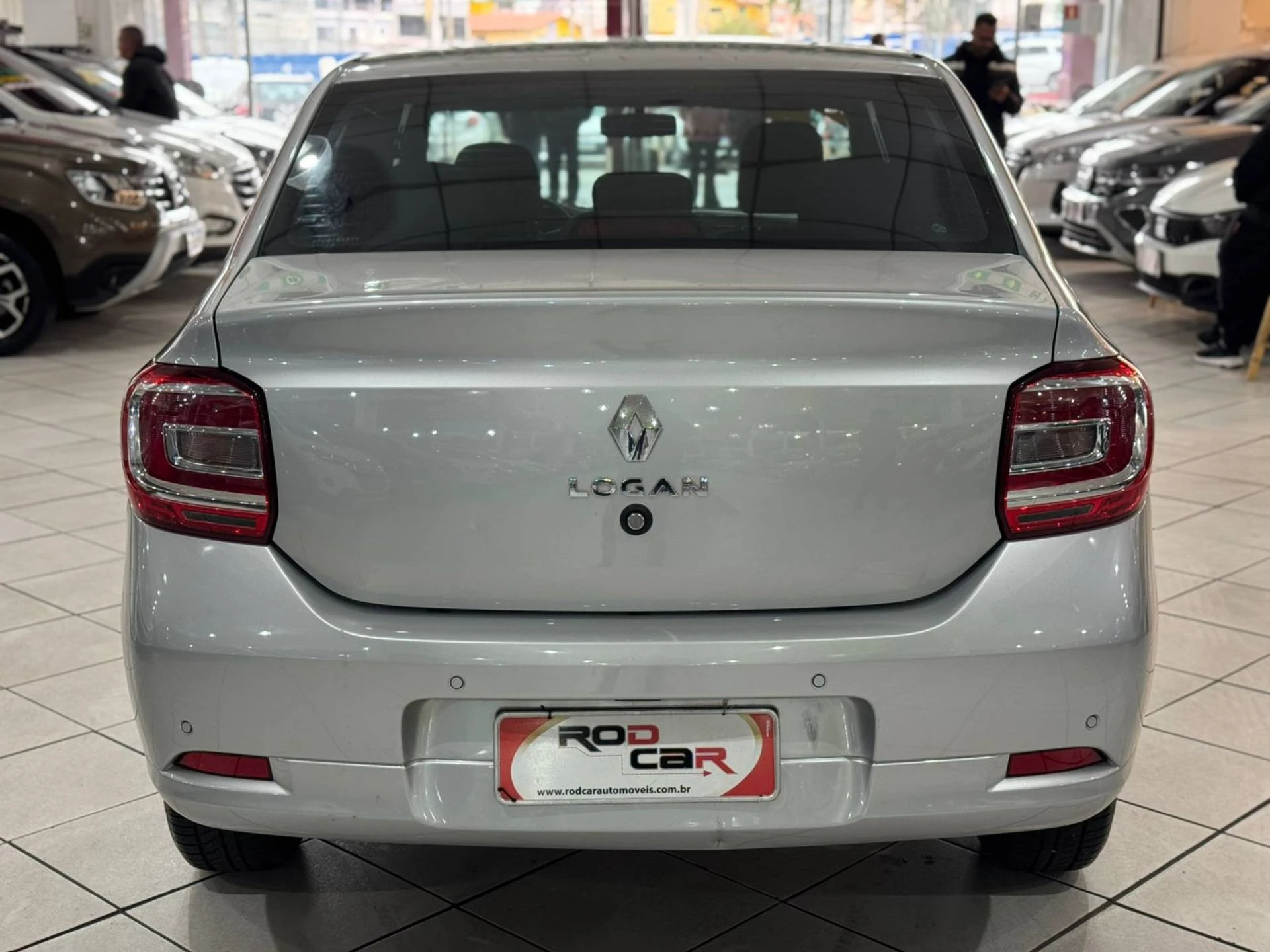 RENAULT LOGAN