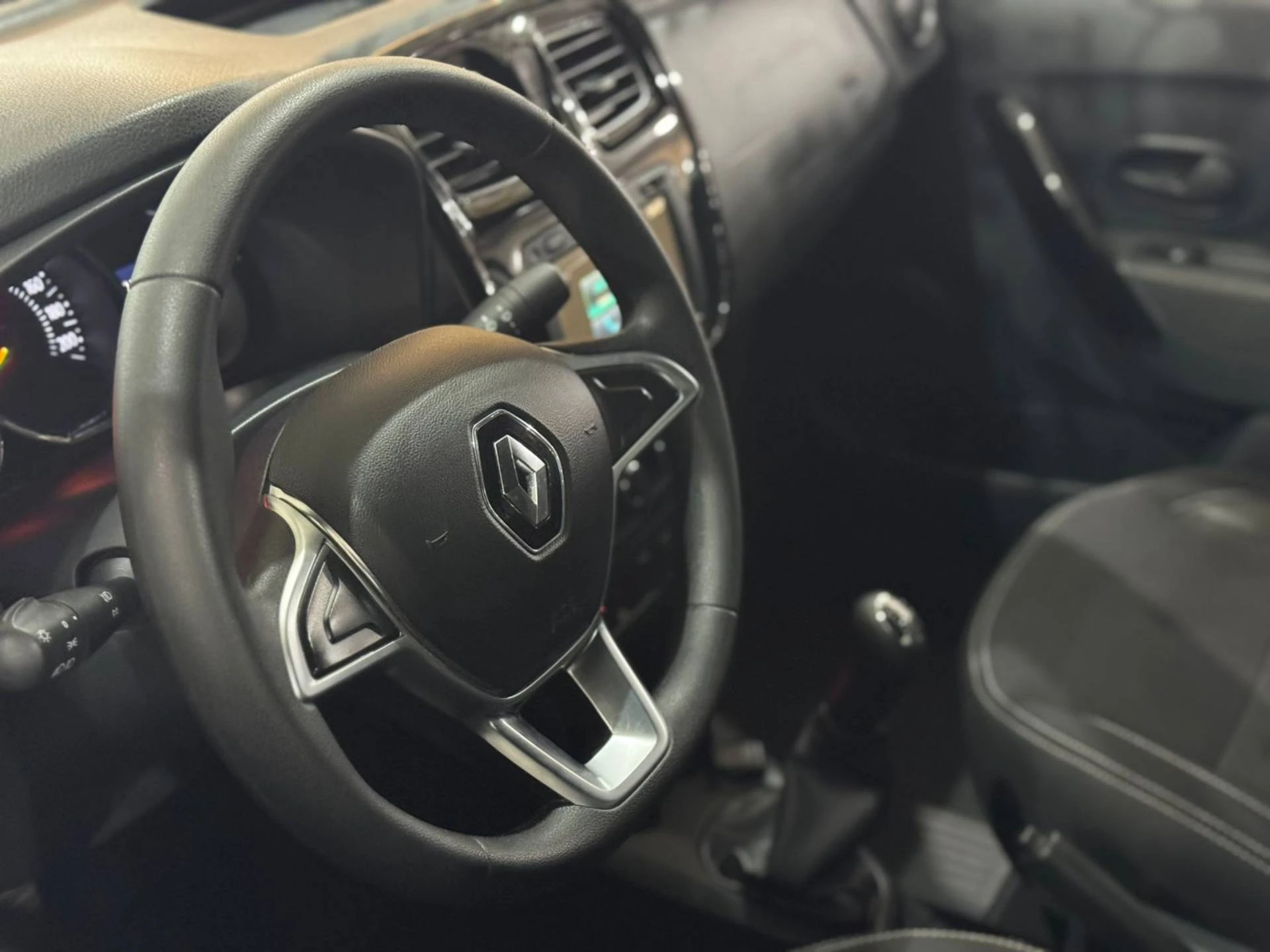 RENAULT LOGAN