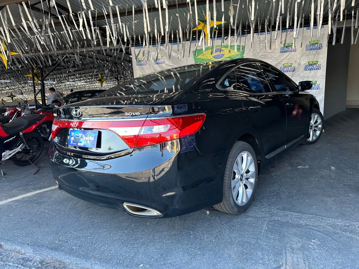 HYUNDAI AZERA