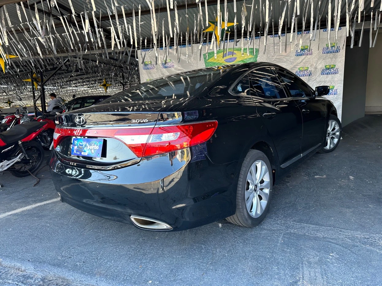 HYUNDAI AZERA