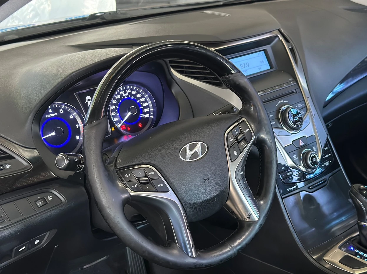 HYUNDAI AZERA