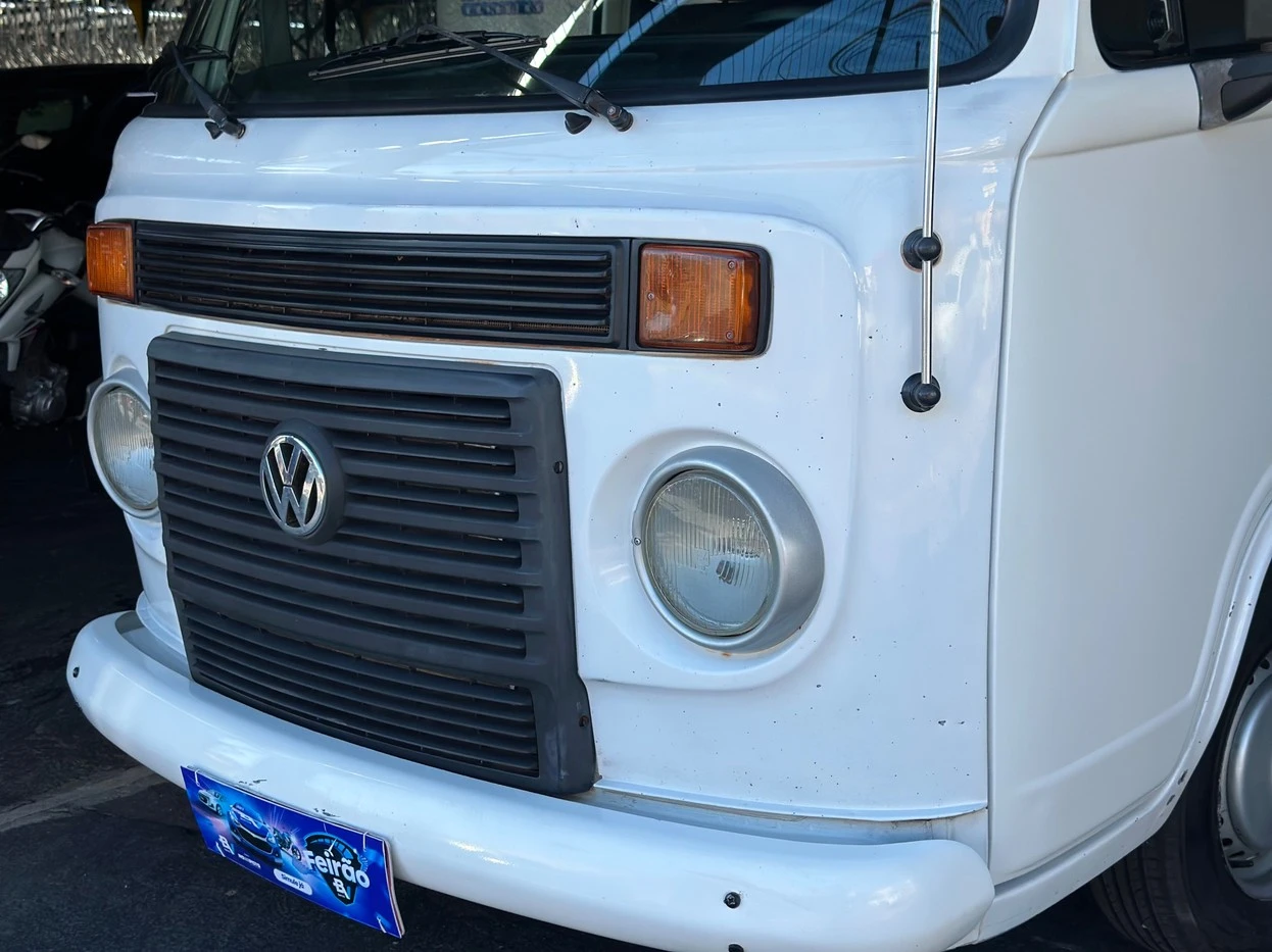 VOLKSWAGEN KOMBI