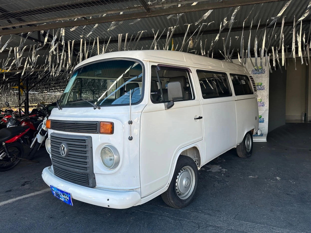 VOLKSWAGEN KOMBI