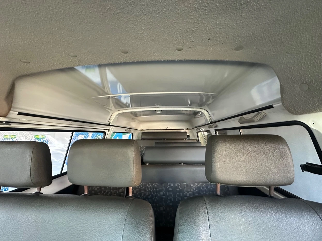 VOLKSWAGEN KOMBI