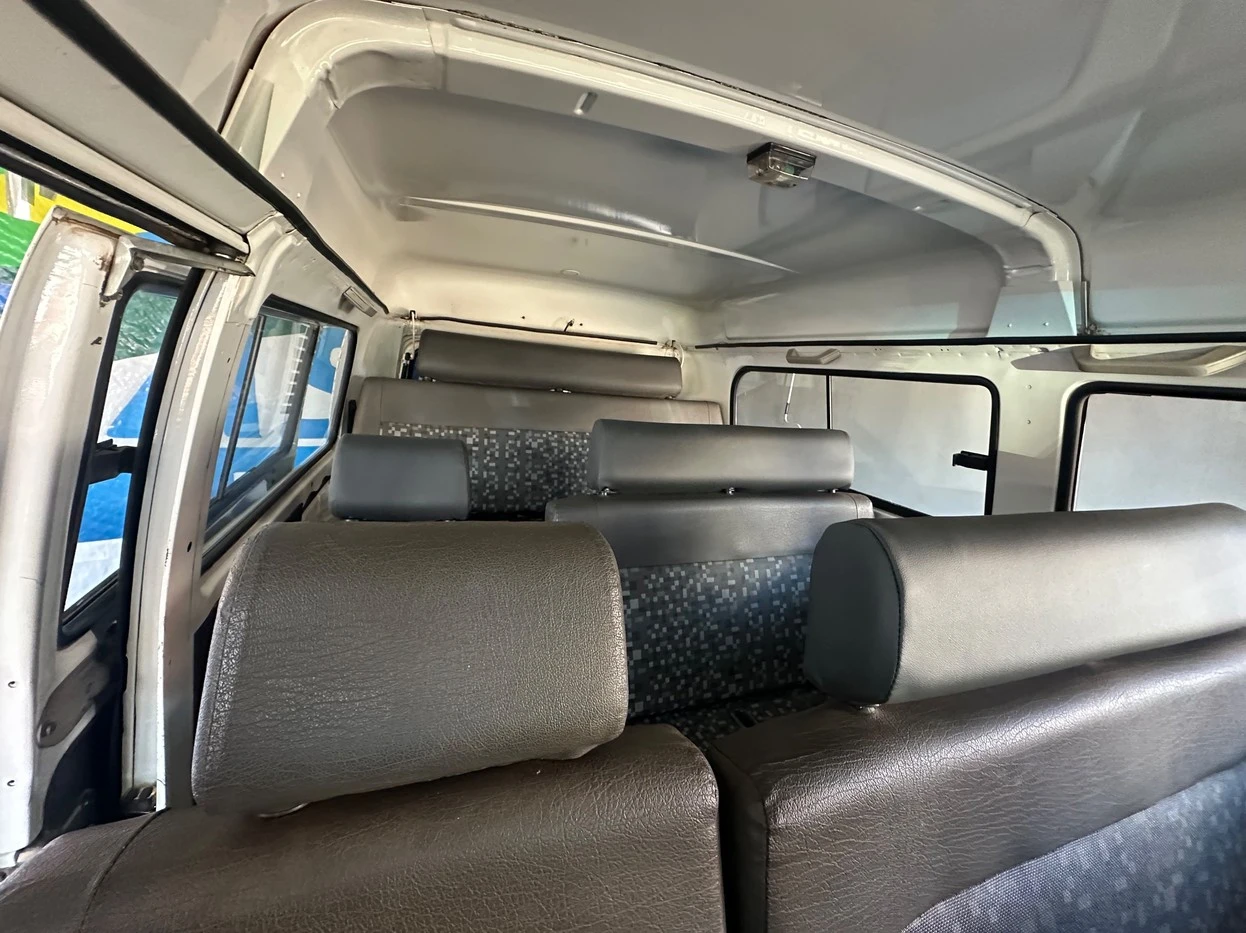 VOLKSWAGEN KOMBI