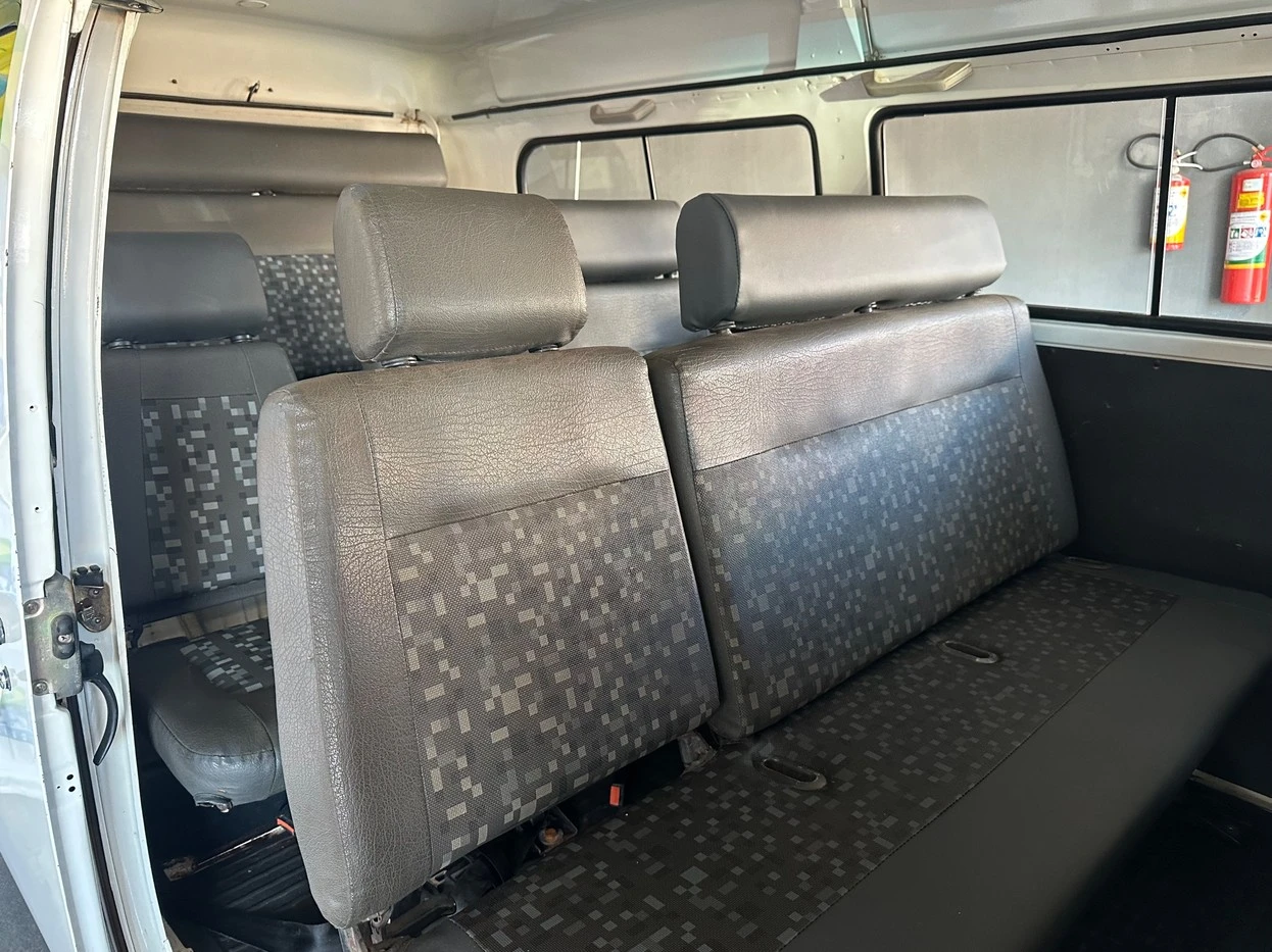 VOLKSWAGEN KOMBI