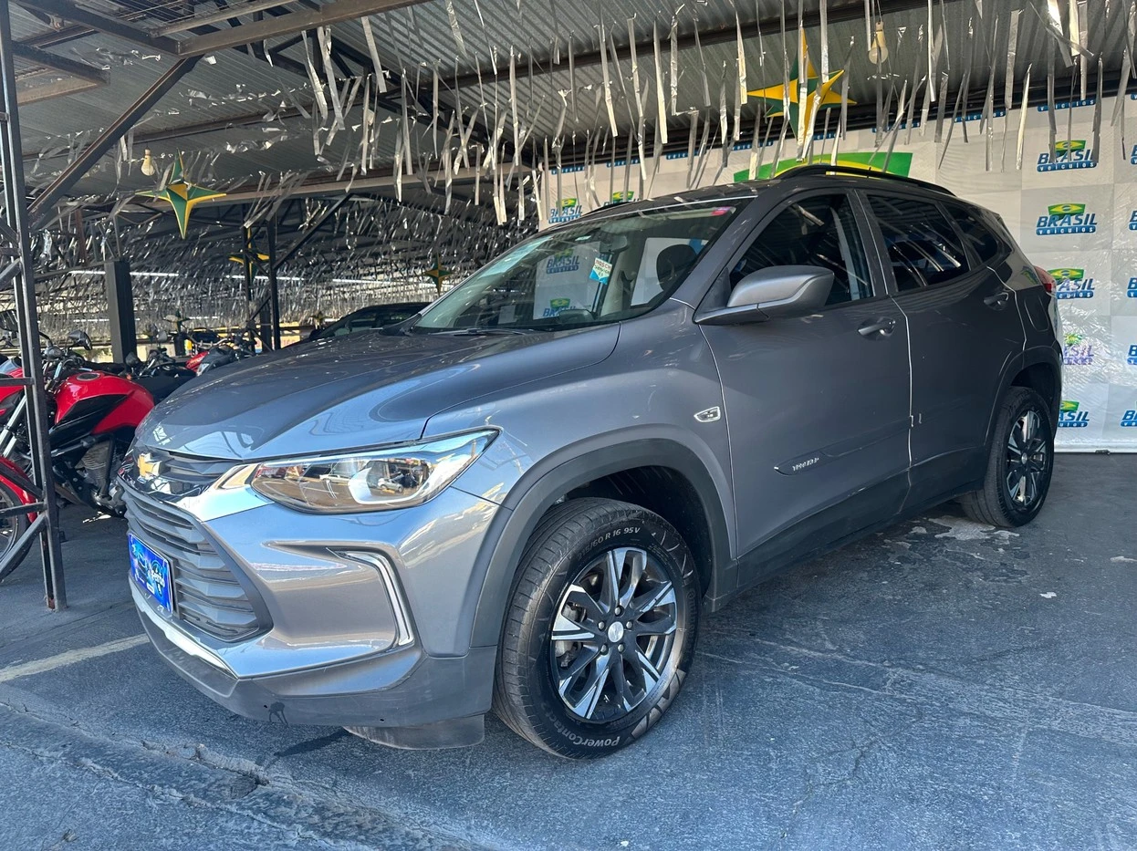 CHEVROLET TRACKER