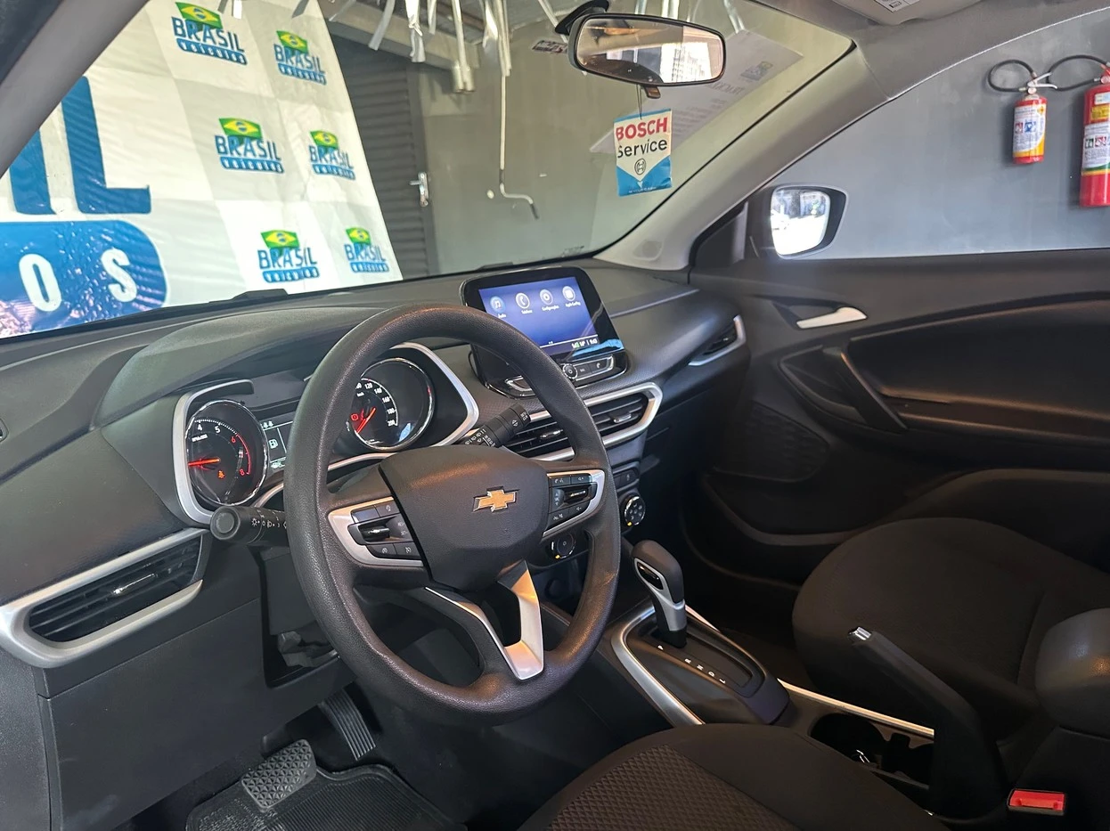 CHEVROLET TRACKER