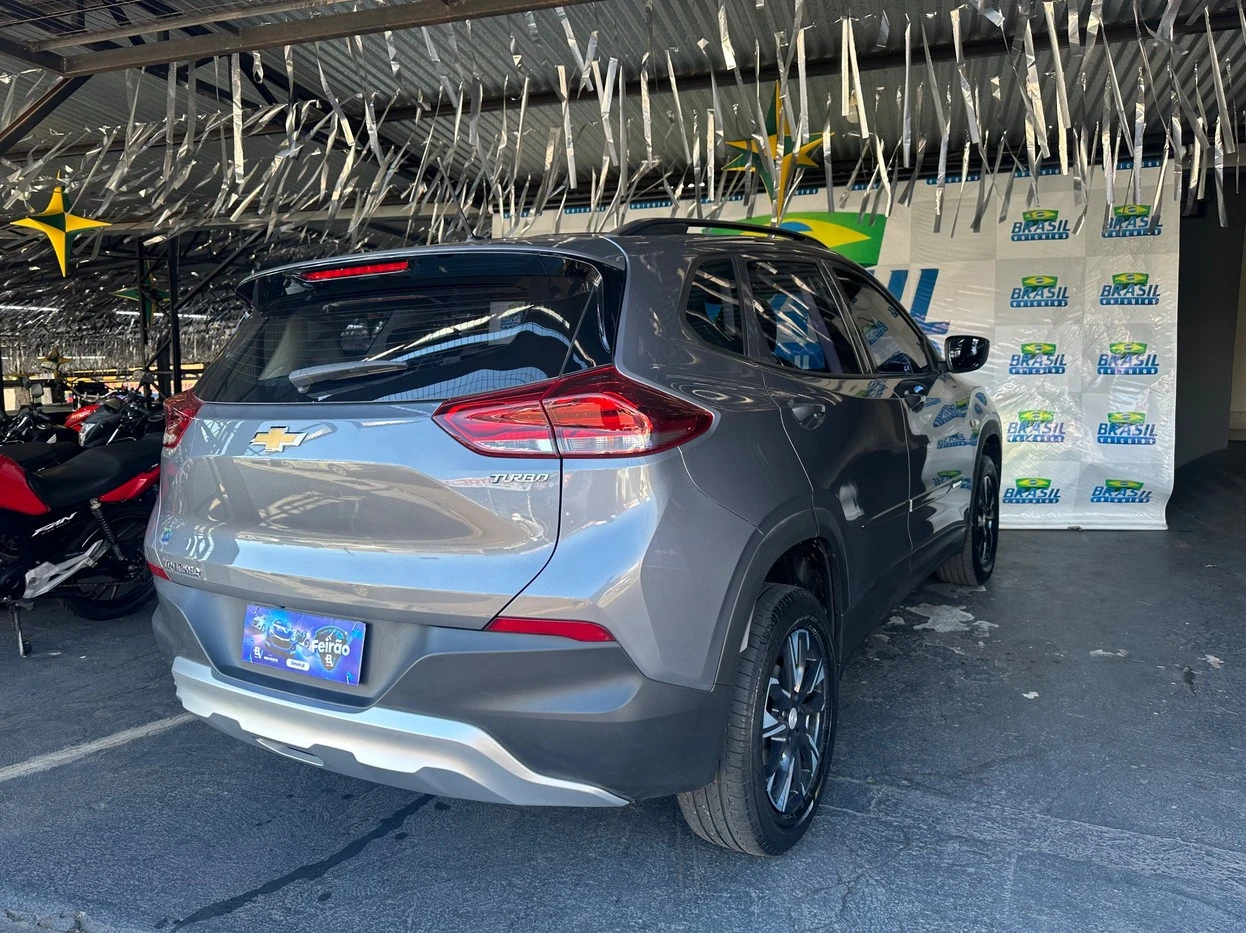 CHEVROLET TRACKER