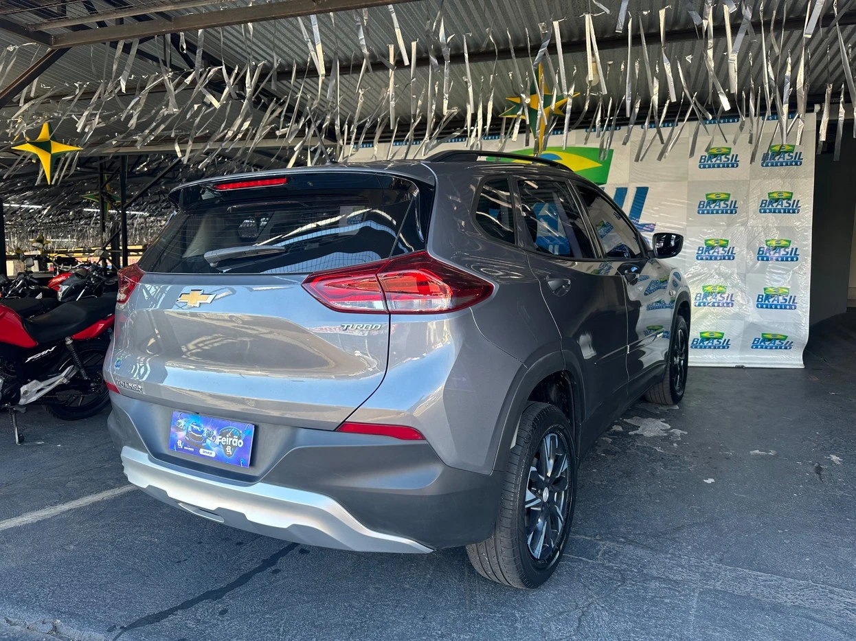 CHEVROLET TRACKER