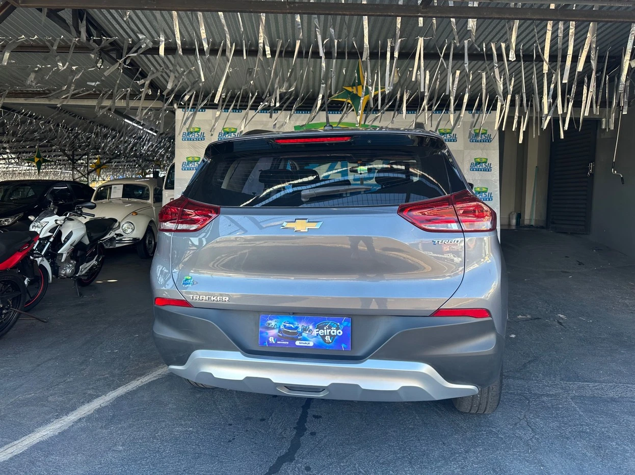 CHEVROLET TRACKER