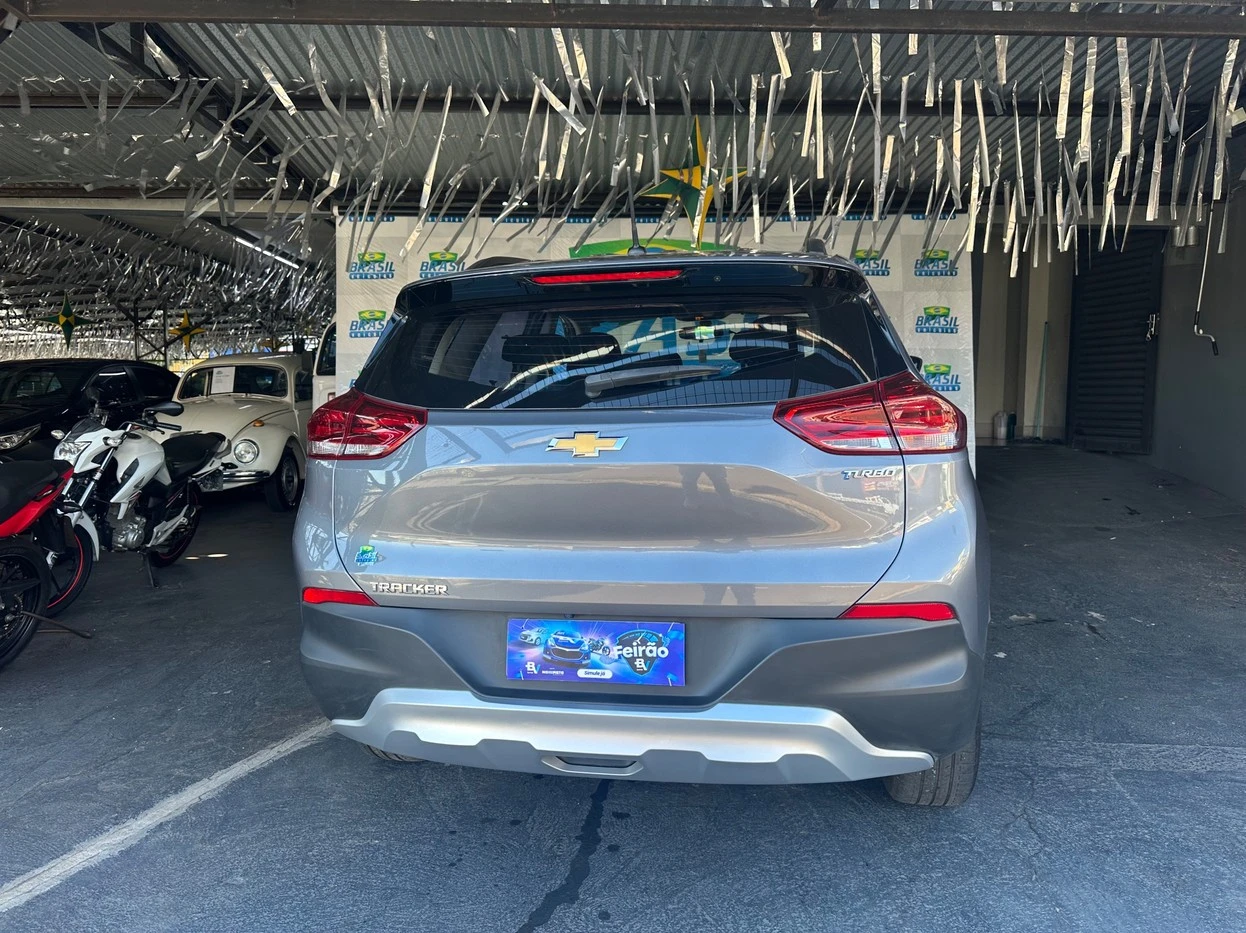 CHEVROLET TRACKER