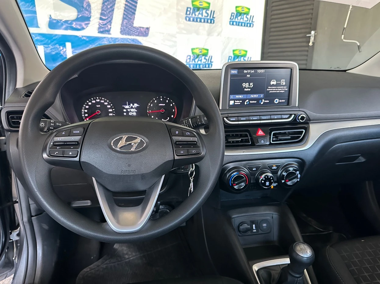 HYUNDAI HB20