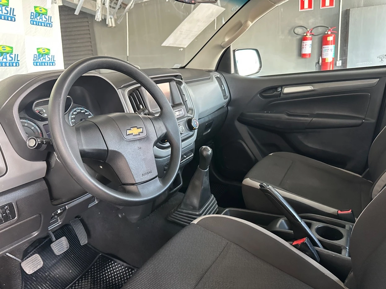 CHEVROLET S10