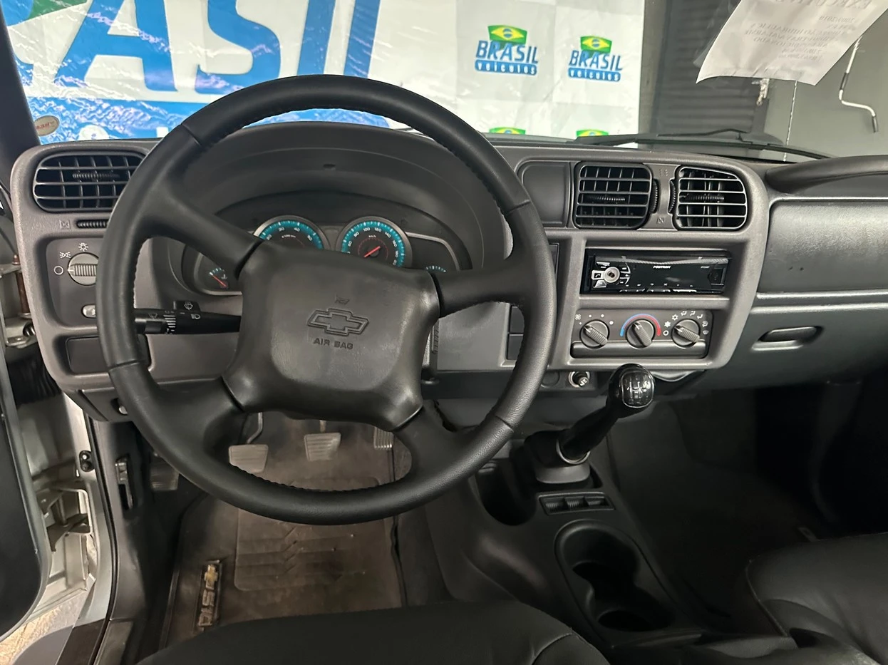 CHEVROLET S10