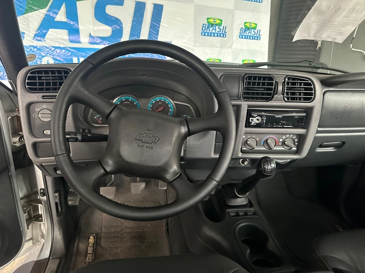 CHEVROLET S10