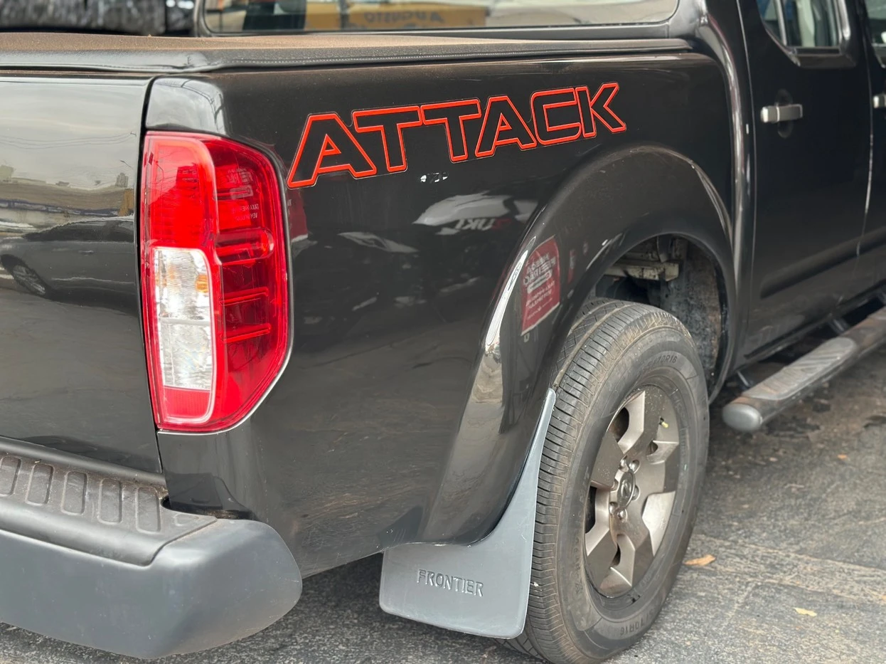 NISSAN FRONTIER