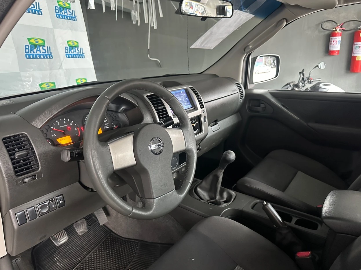 NISSAN FRONTIER
