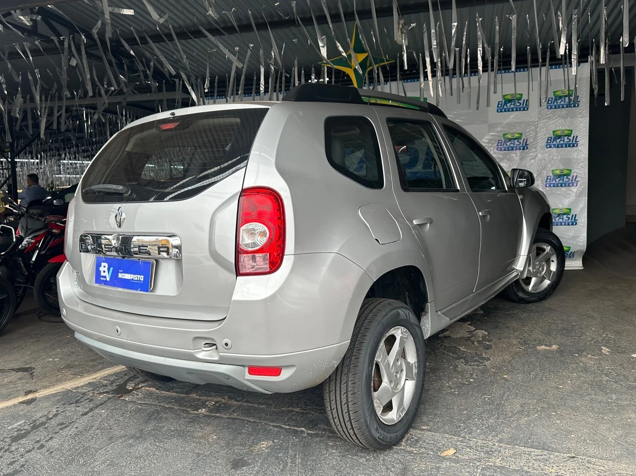 RENAULT DUSTER