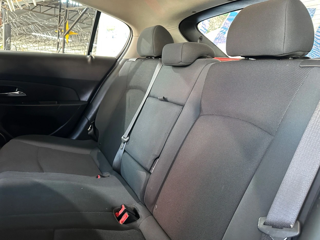 CHEVROLET CRUZE