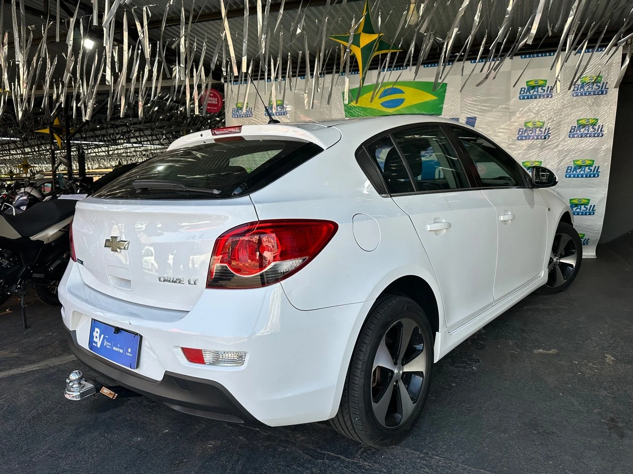 CHEVROLET CRUZE