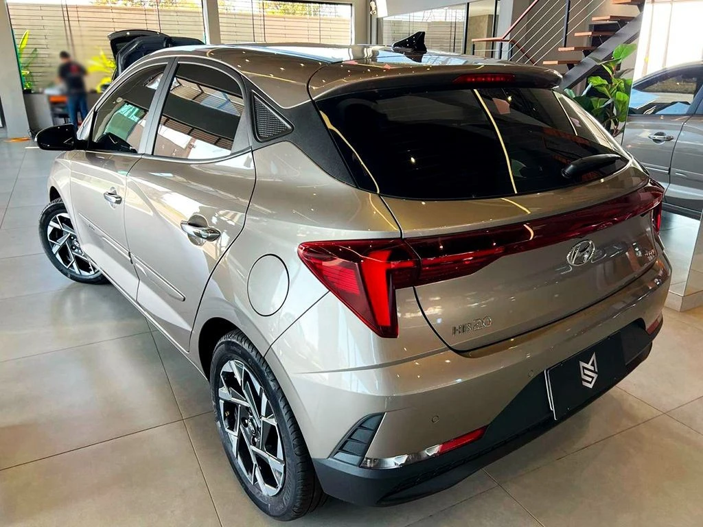 HYUNDAI HB20