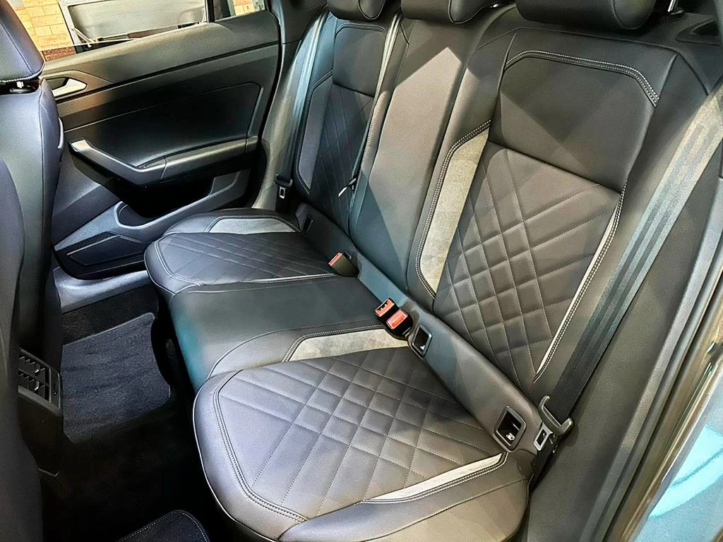VOLKSWAGEN VIRTUS