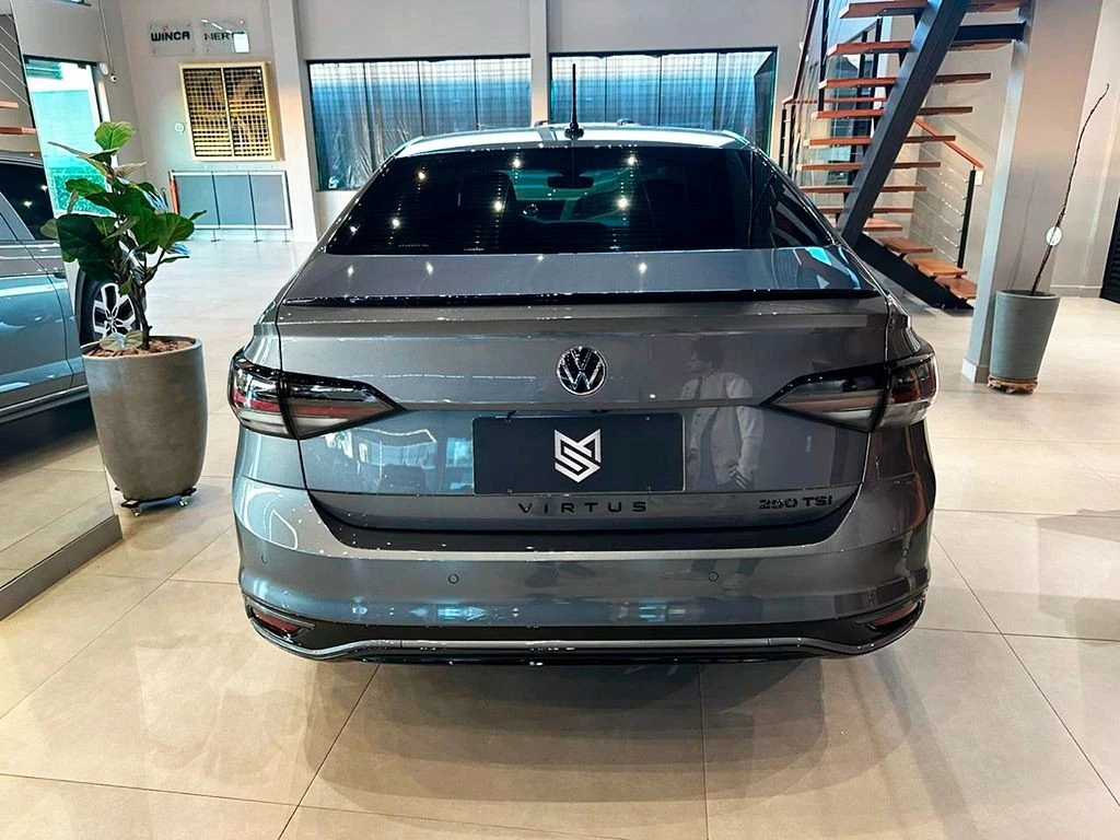 VOLKSWAGEN VIRTUS