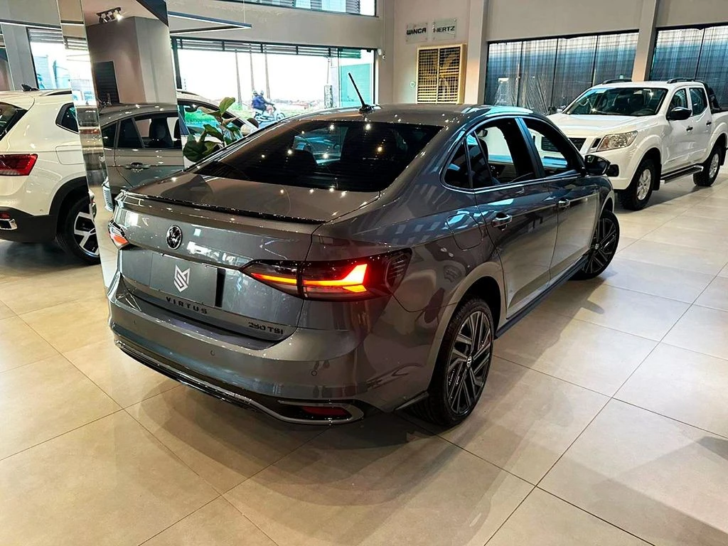 VOLKSWAGEN VIRTUS