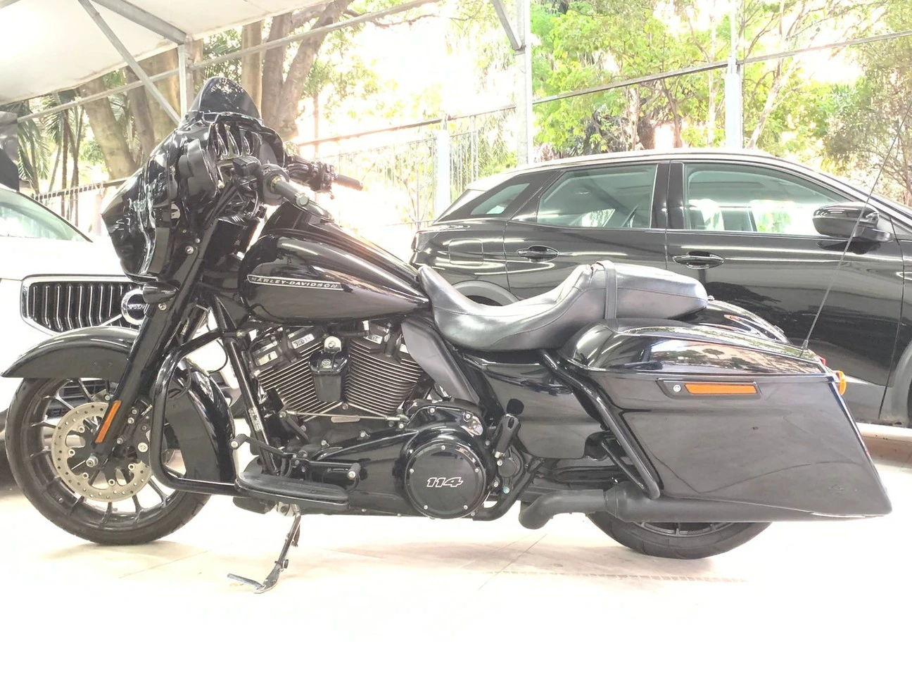 HARLEY-DAVIDSON STREET GLIDE SPECIAL