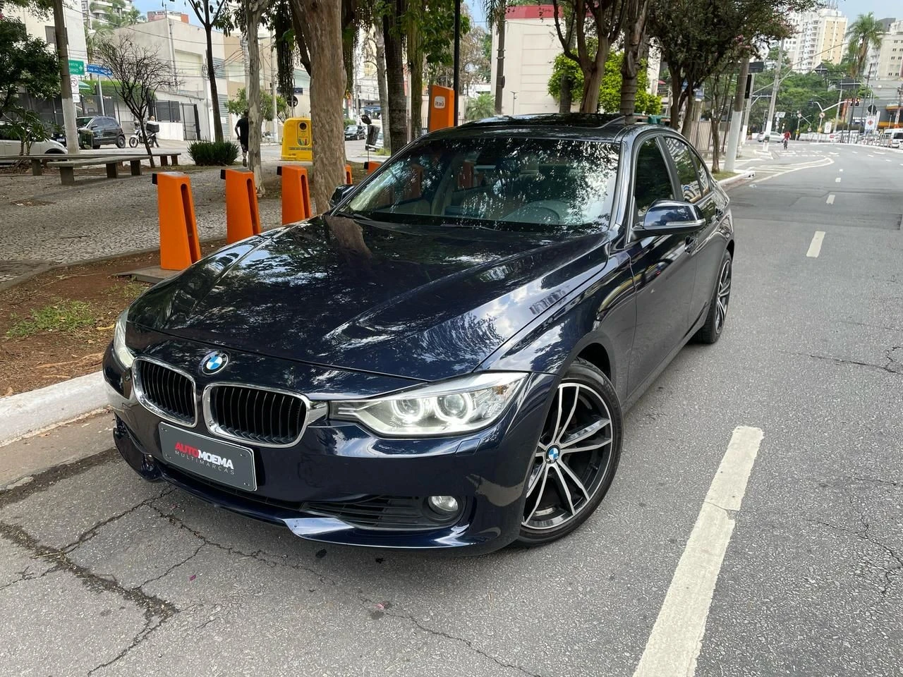 BMW 328I