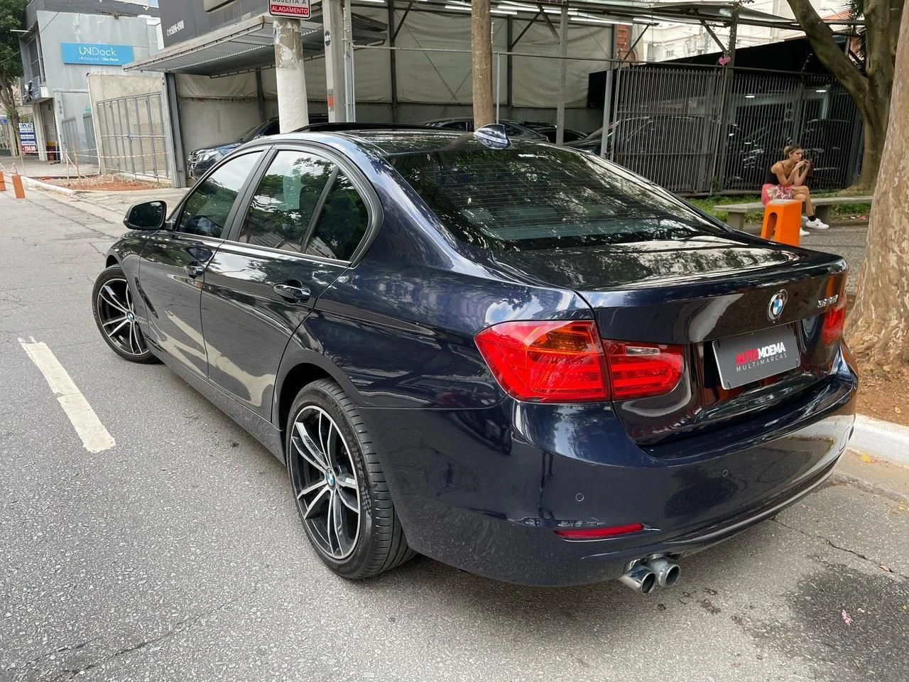 BMW 328I