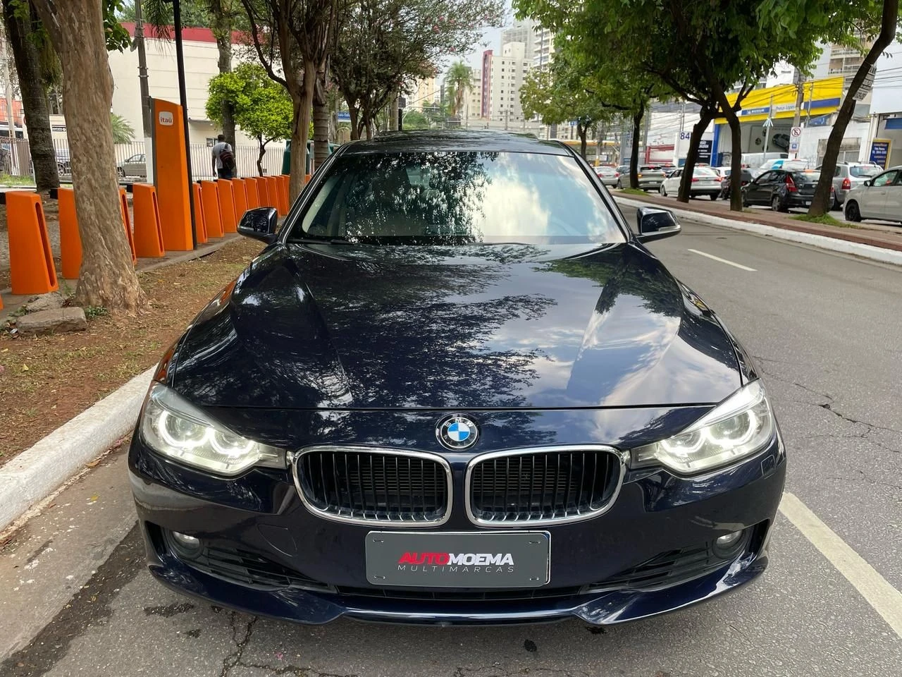 BMW 328I