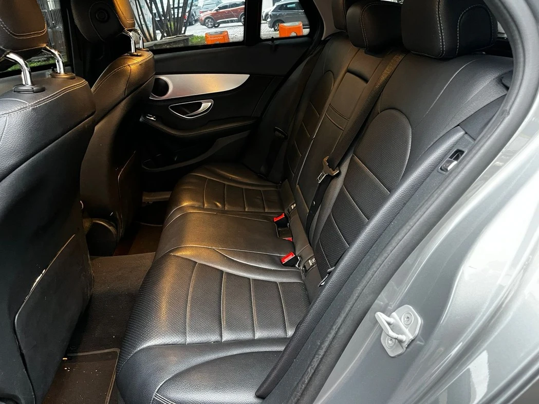 MERCEDES-BENZ C 180